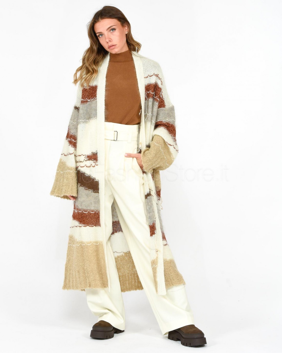Solo Tre Cardigan in Fantasia Vaniglia  M3R0040 RV 400