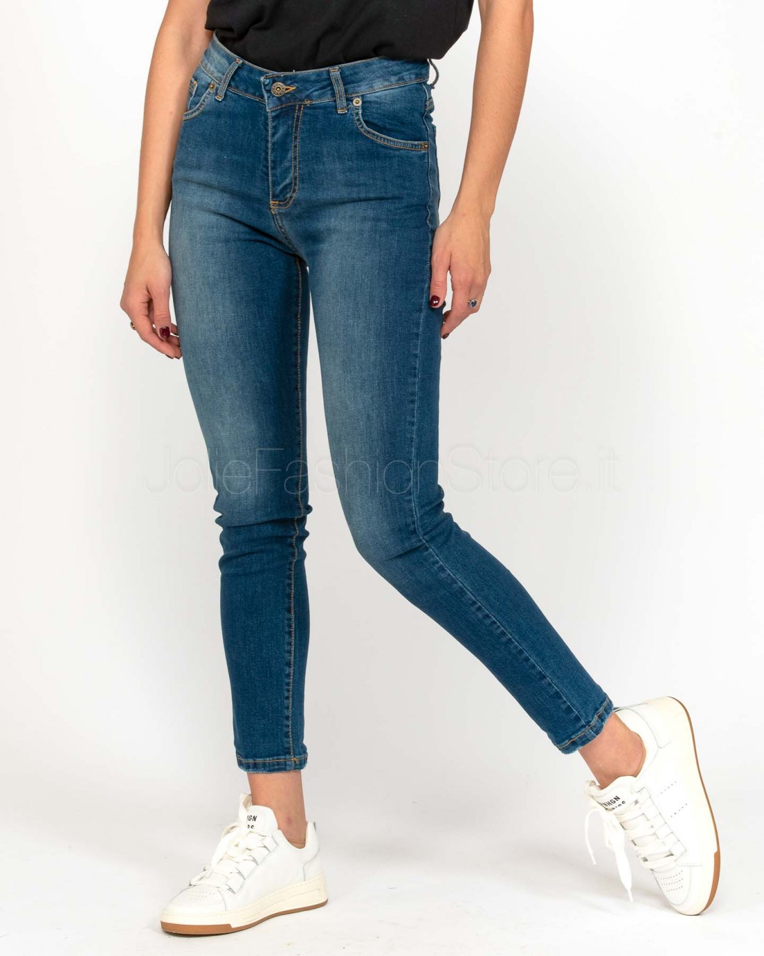 Urban Soiree Slim Jeans  MIA SLIM S2S010