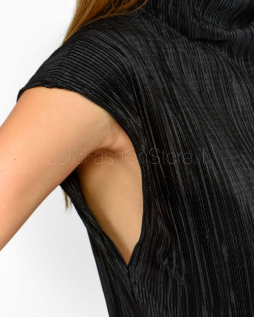 Solo Tre Abito Plissettato Smanicato Nero  M1D0145 A 99