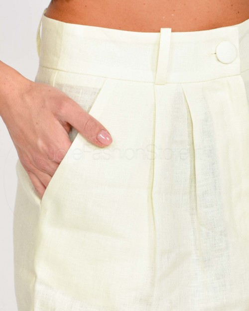 Actualee Short Bianco Con Pieces in Lino  14194 ECRU