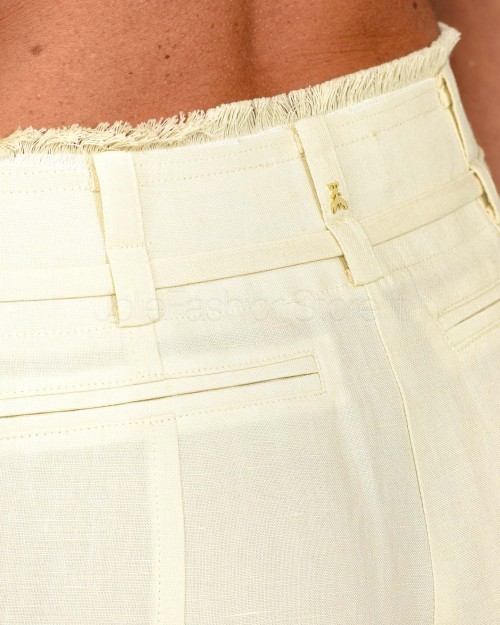 Patrizia Pepe Essential Ceramic Ivory Viscose and Linen Shorts  2P1660 A052 B823