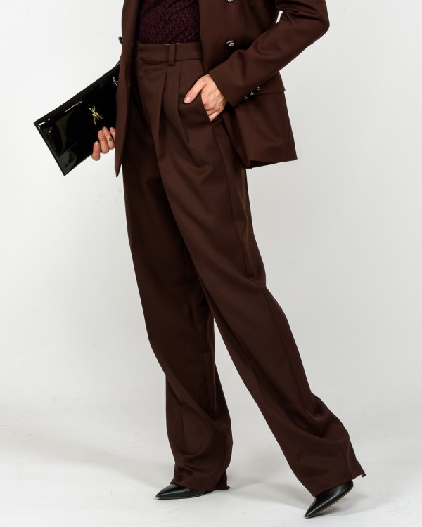 Elisabetta Franchi...