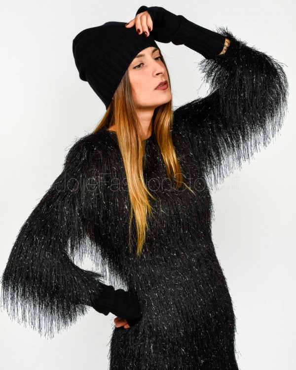 Not Shy Cappello in...