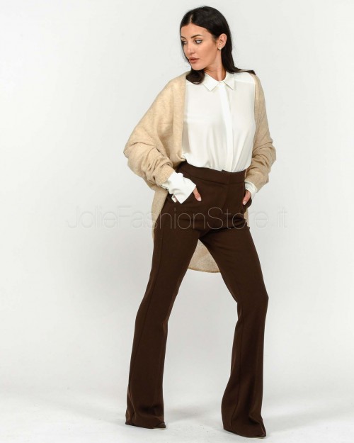 Not Shy Cardigan in Cashmere Beige Modello Diluvia  DILUVIA BEIGE