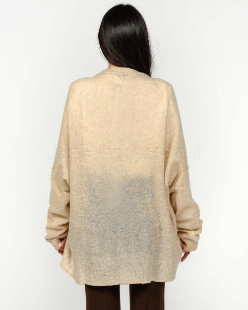 Not Shy Cardigan in Cashmere Beige Modello Diluvia  DILUVIA BEIGE