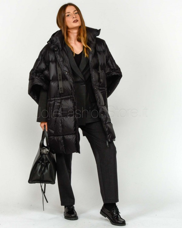 Solo Tre Piumino Maniche a Pippistrello Nero  M1F0166 A 99 NERO