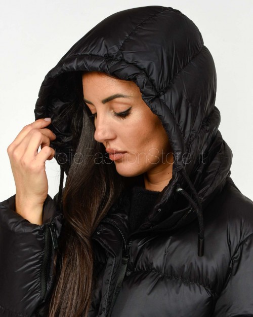Solo Tre Piumino Con Cappuccio Removibile Nero  M1F0165 A 99 NERO