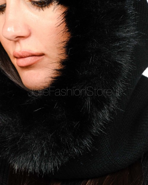 Regina Gold Balaclava Black with Faux Fur  40622 NERO
