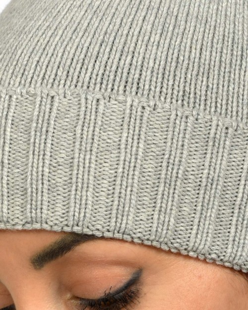 Frame Cappellino Pon Pon Grigio Chiaro  CAPPELLINO GRI 521