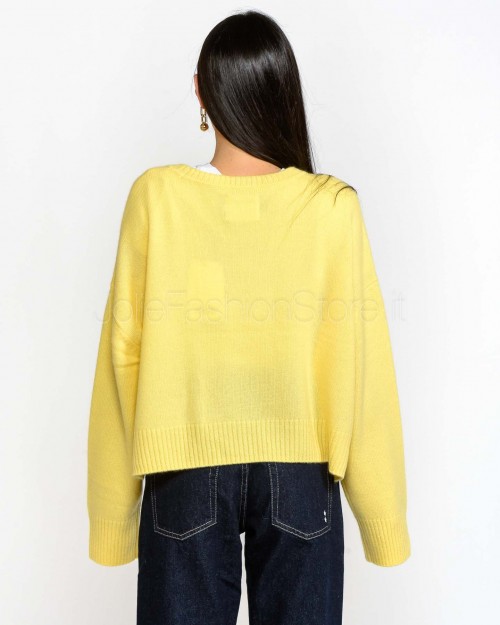 Not Shy Maglia in Cashmere Soleil  TAYRA SOLEIL