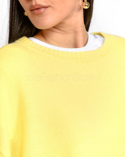 Not Shy Maglia in Cashmere Soleil  TAYRA SOLEIL