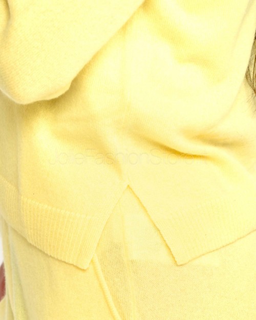 Not Shy Maglia in Cashmere Soleil  ELYNA SOLEIL